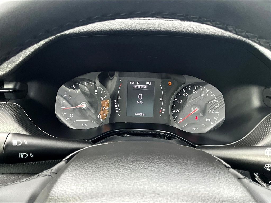 2022 Jeep Compass — photo 25