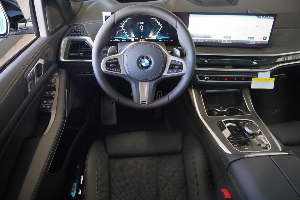 Thumbnail: 2027 BMW X7 - 18