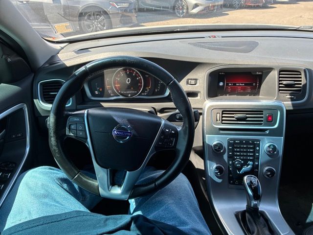  2017 Volvo S60 T5 Inscription   
