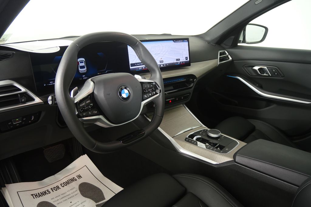 Thumbnail: 2025 BMW 3 Series - 13