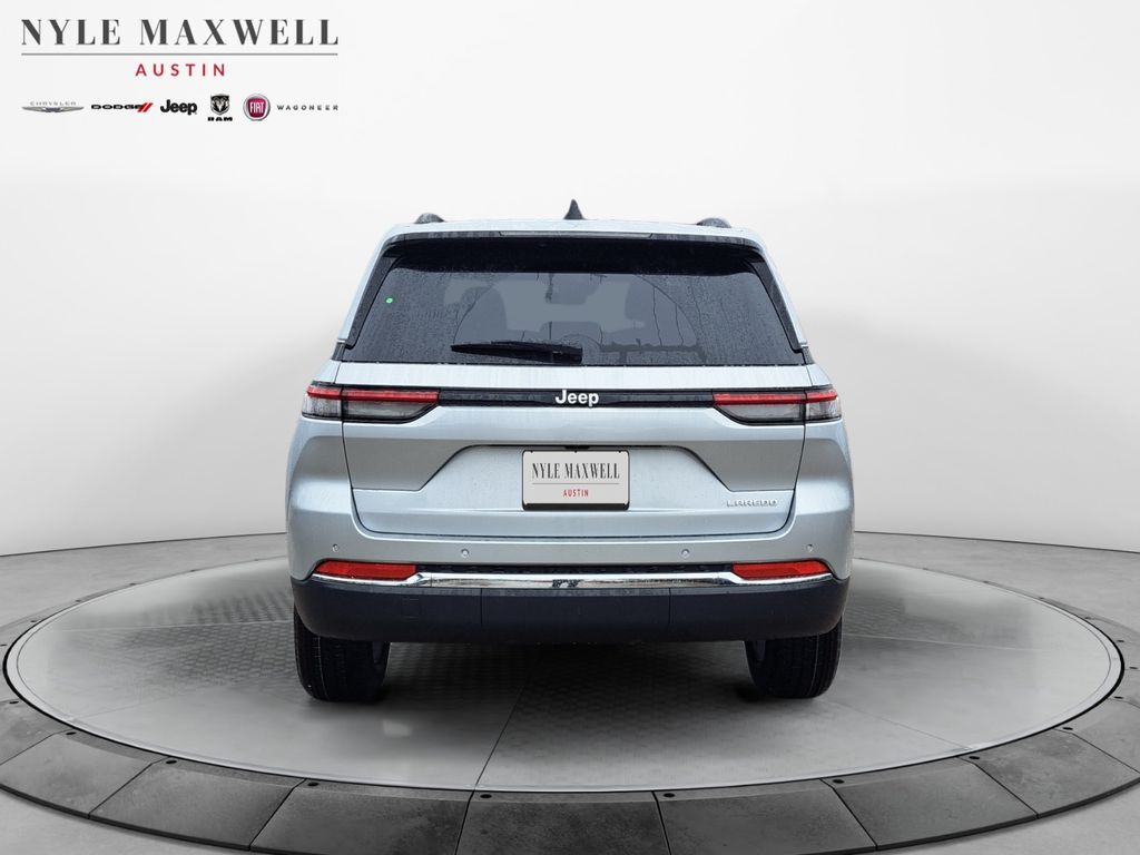 New Car 2025 Jeep Grand Cherokee  Laredo For Sale Under $35,000 In Austin, Texas