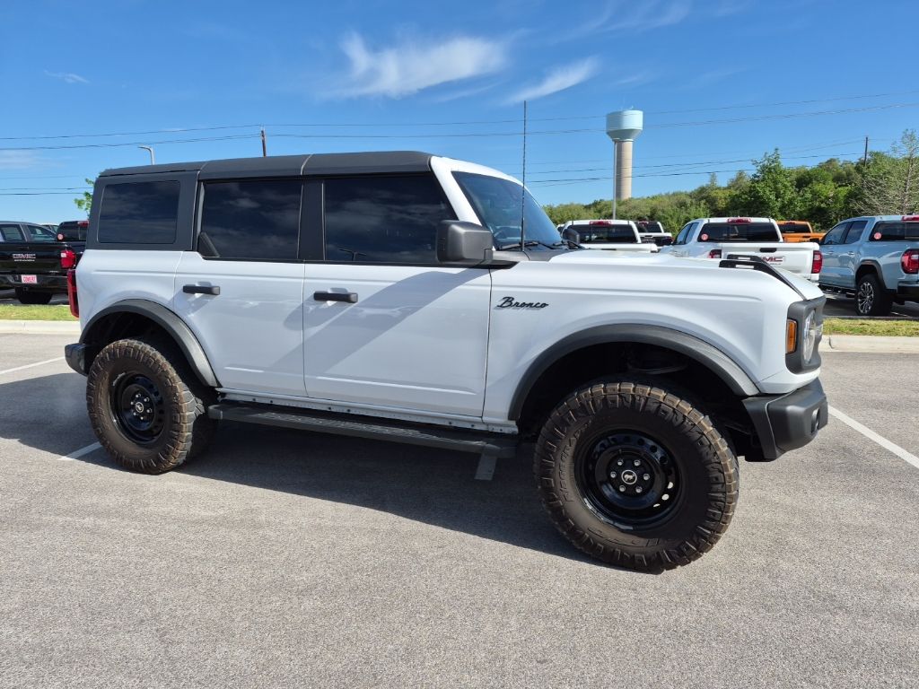 Used Car 2022 Ford Bronco  Black Diamond For Sale Under $35,000 In Austin, Texas