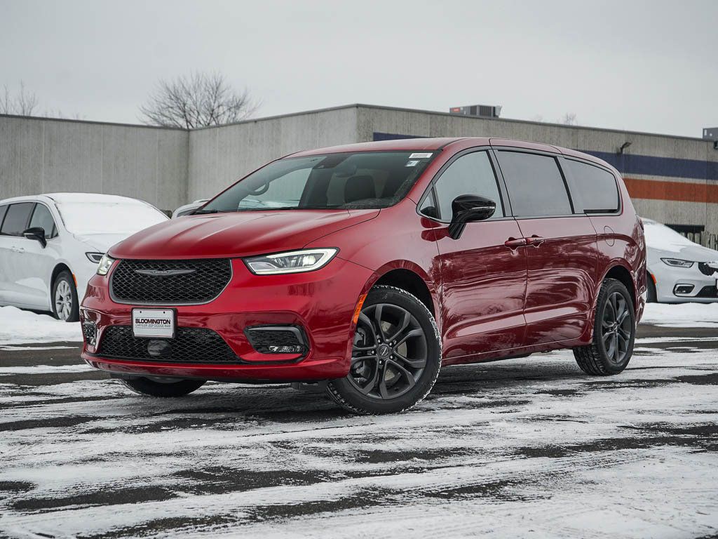 2026 Chrysler Pacifica
