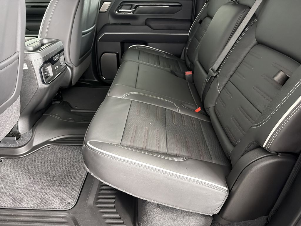 new 2026 GMC Sierra 2500HD car, priced at $91,055