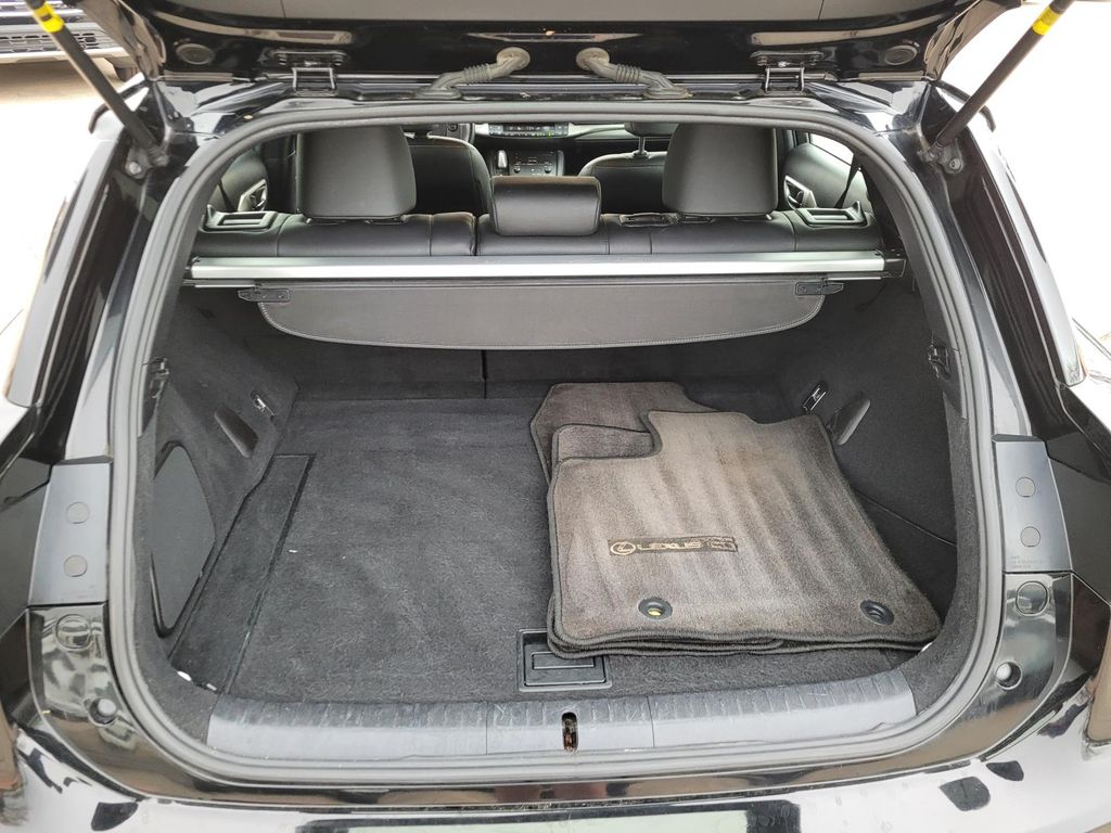 used 2015 Lexus CT car, priced at $11,000