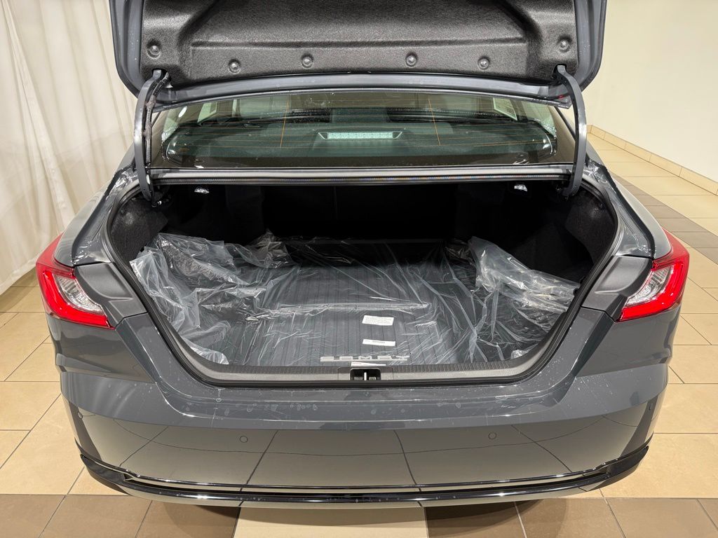 Thumbnail: 2026 Toyota Camry - 11