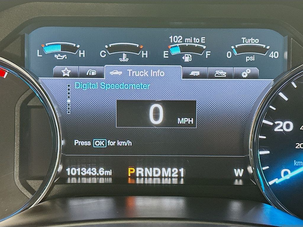 Used 2017 Gray Ford Platinum image 14