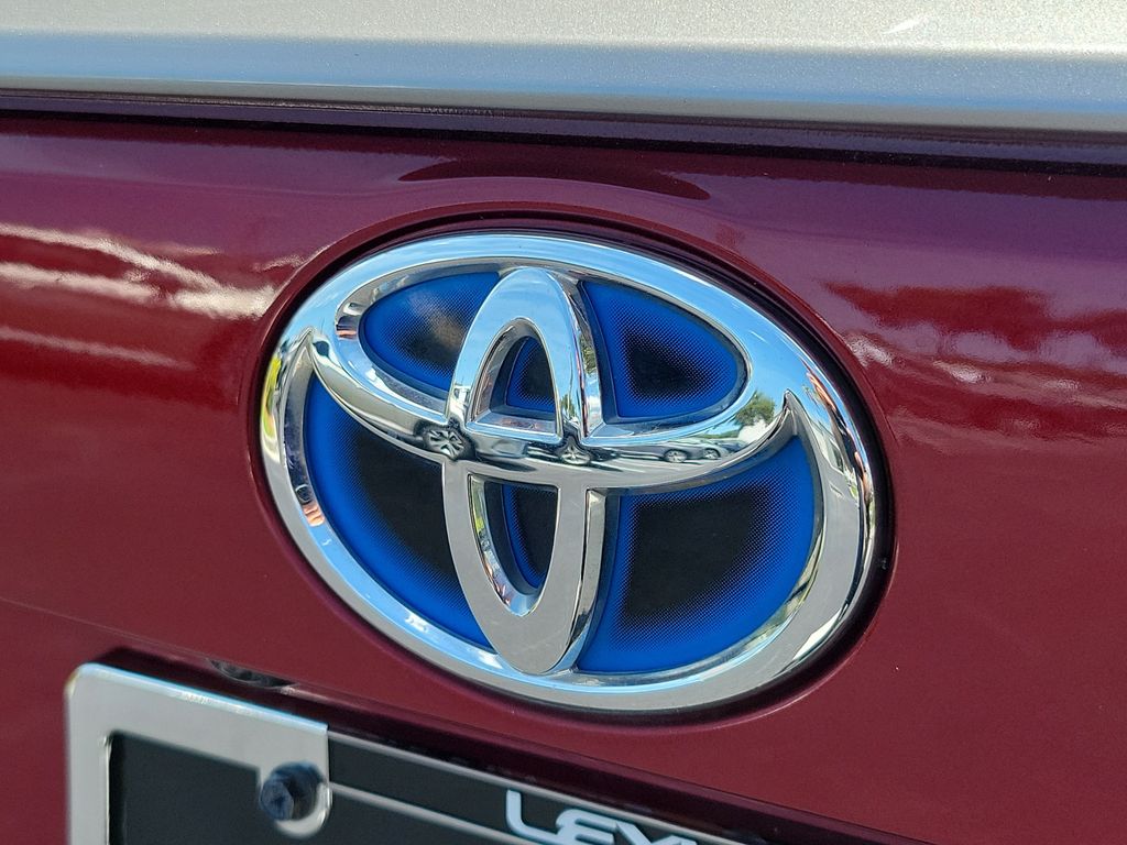 used 2022 Toyota RAV4 Hybrid car, priced at $32,998
