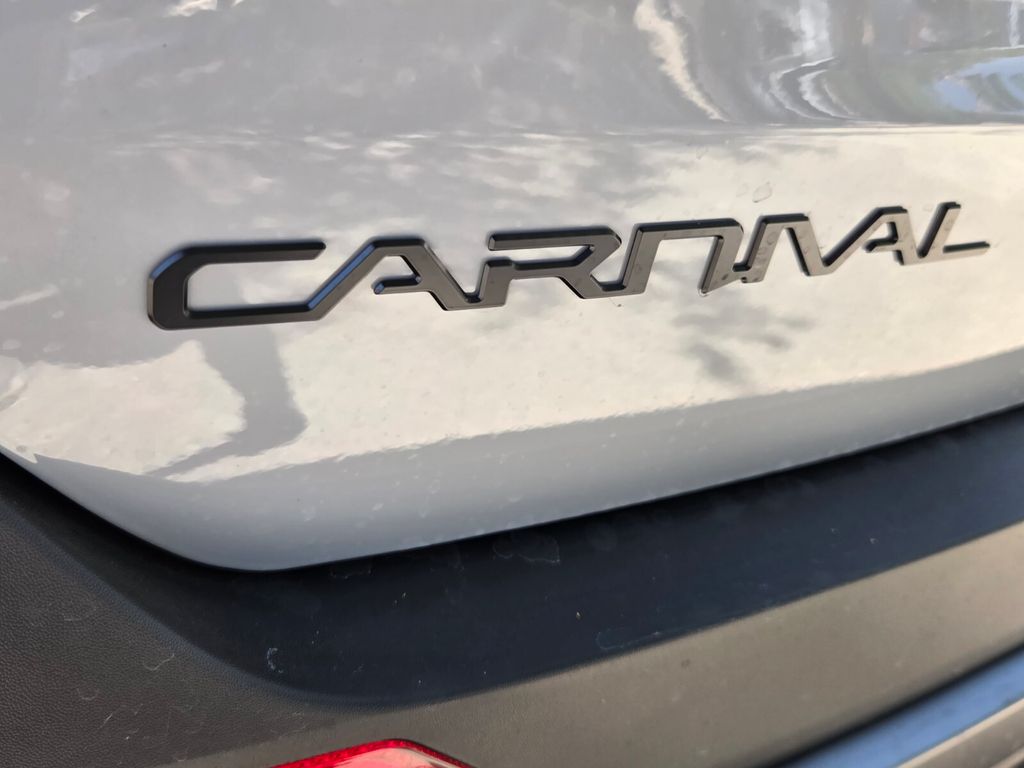 2027 Kia Carnival - $51,115