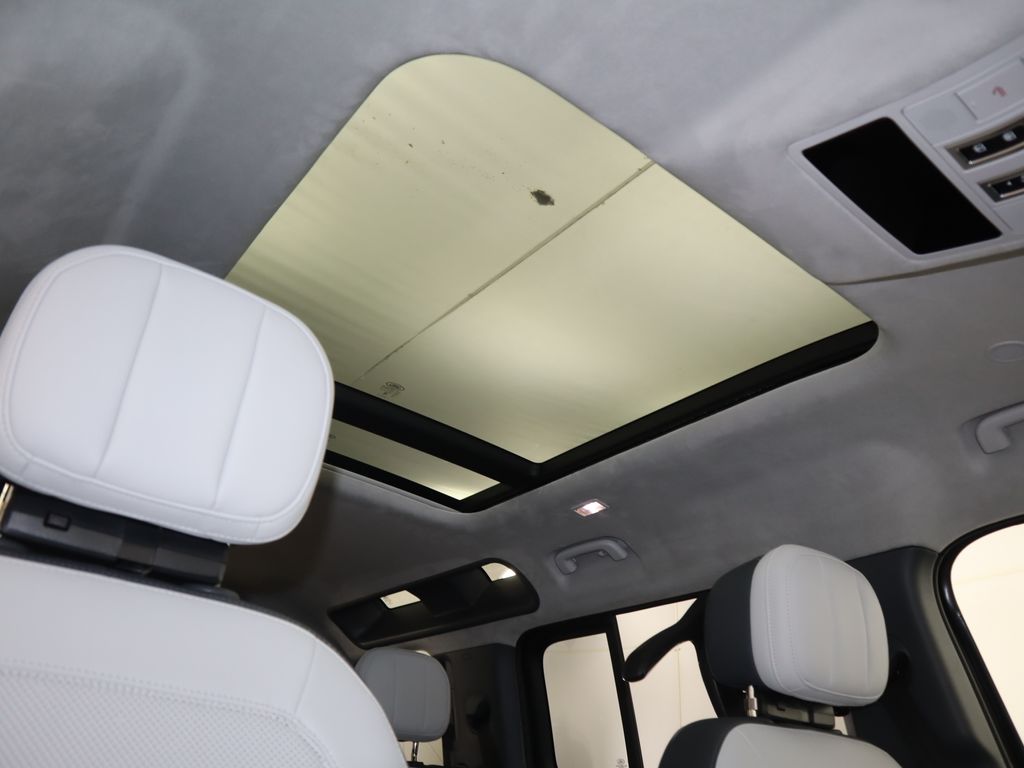 Thumbnail: 2026 Land Rover Defender - 20