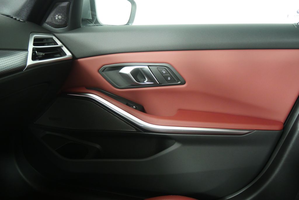 Thumbnail: 2026 BMW 3 Series - 23