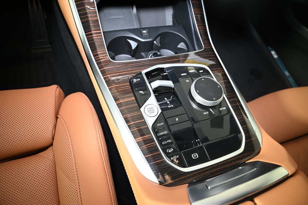 Thumbnail: 2026 BMW X5 - 19