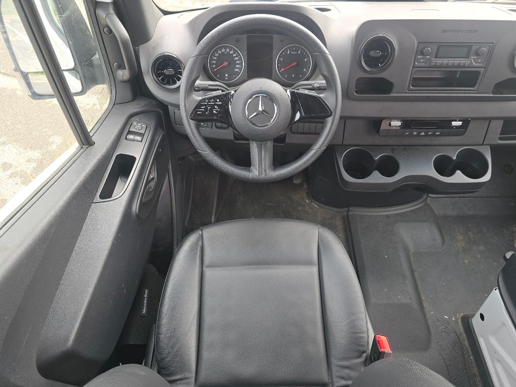 Used 2025 White Mercedes-Benz Cargo 144 WB image 15