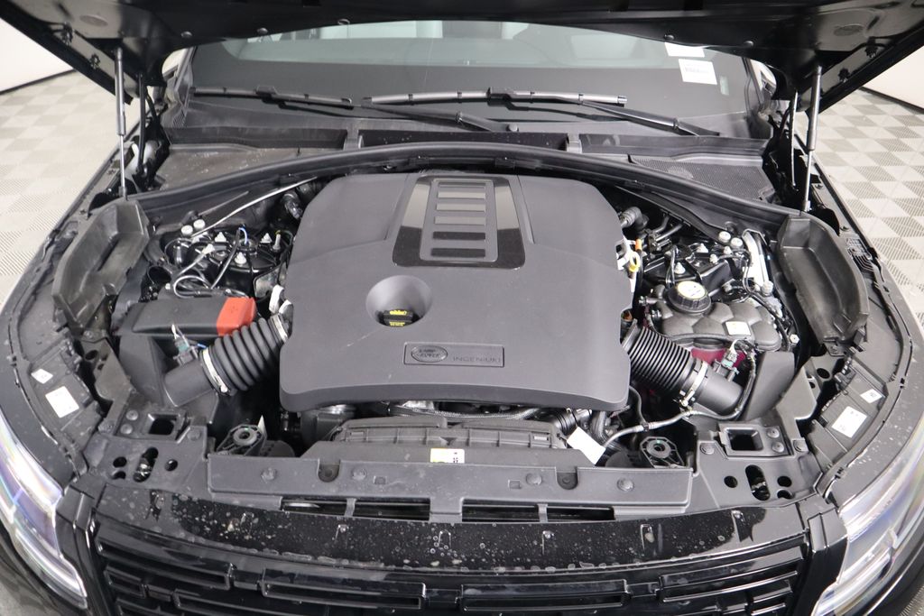 Thumbnail: 2026 Land Rover Range Rover Velar - 31