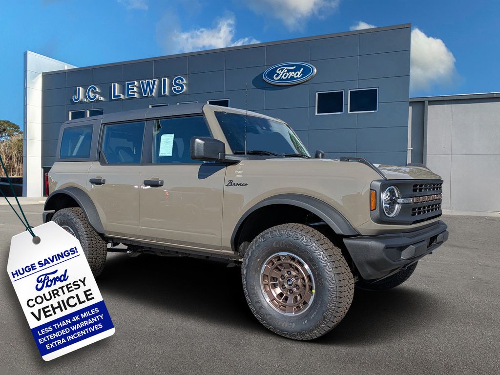 2025 Ford Bronco 