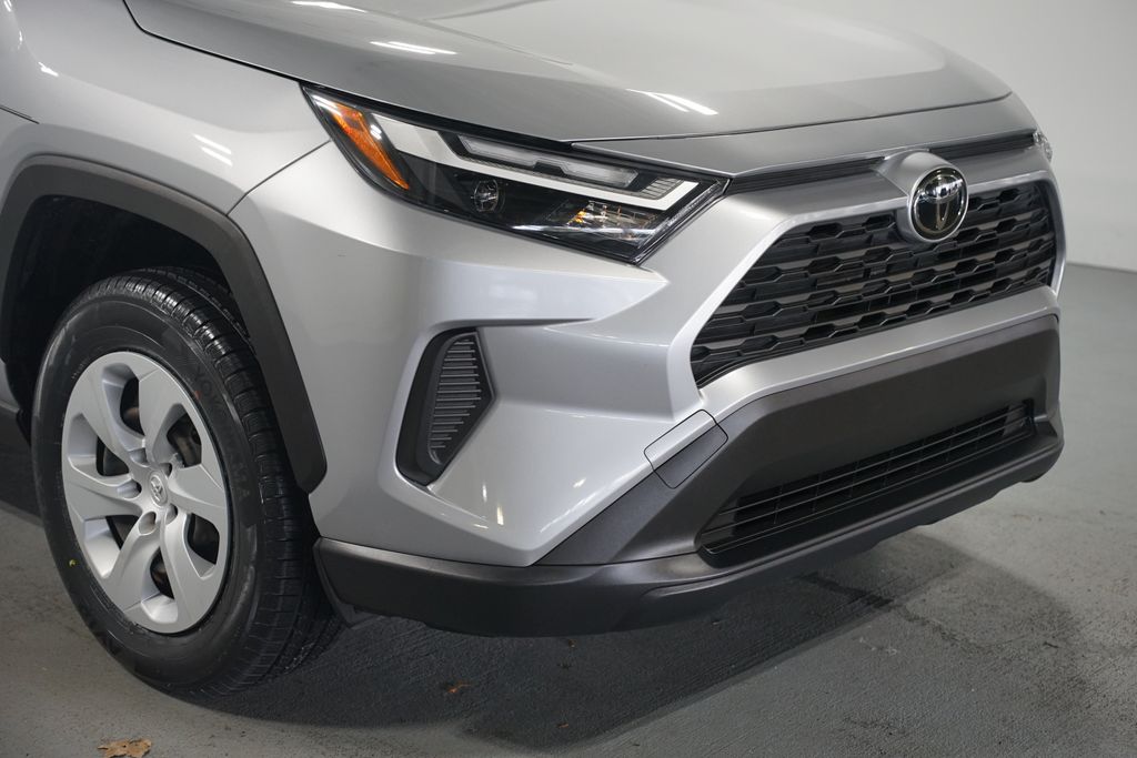 Thumbnail: 2023 Toyota RAV4 - 4