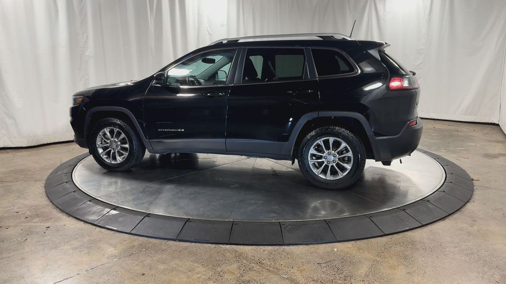 used 2019 Jeep Cherokee car, priced at $16,702