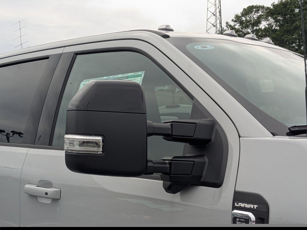 2025 Ford F-250 LARIAT