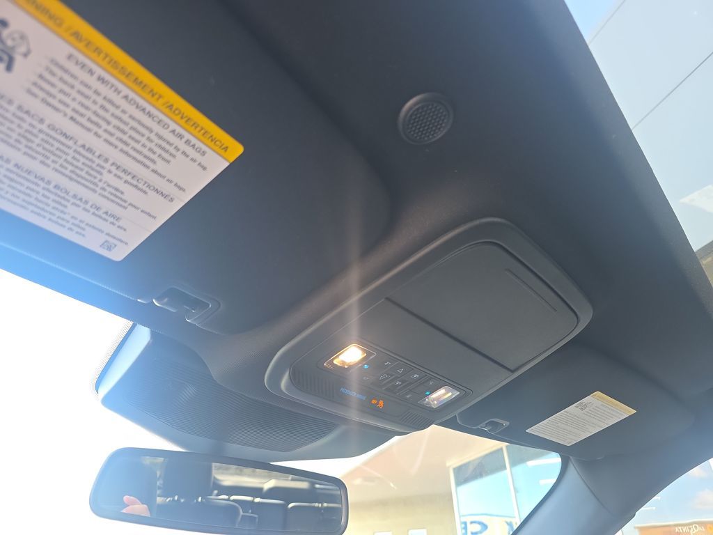 Certified Used 2023 Gray Ford ST-Line image 34