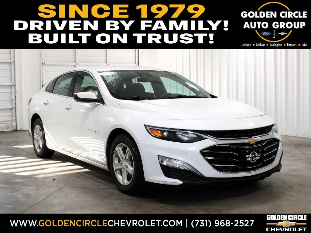 Summit White 2019 Chevrolet Malibu Sedan Front-Wheel Drive Continuously Variable Transmission