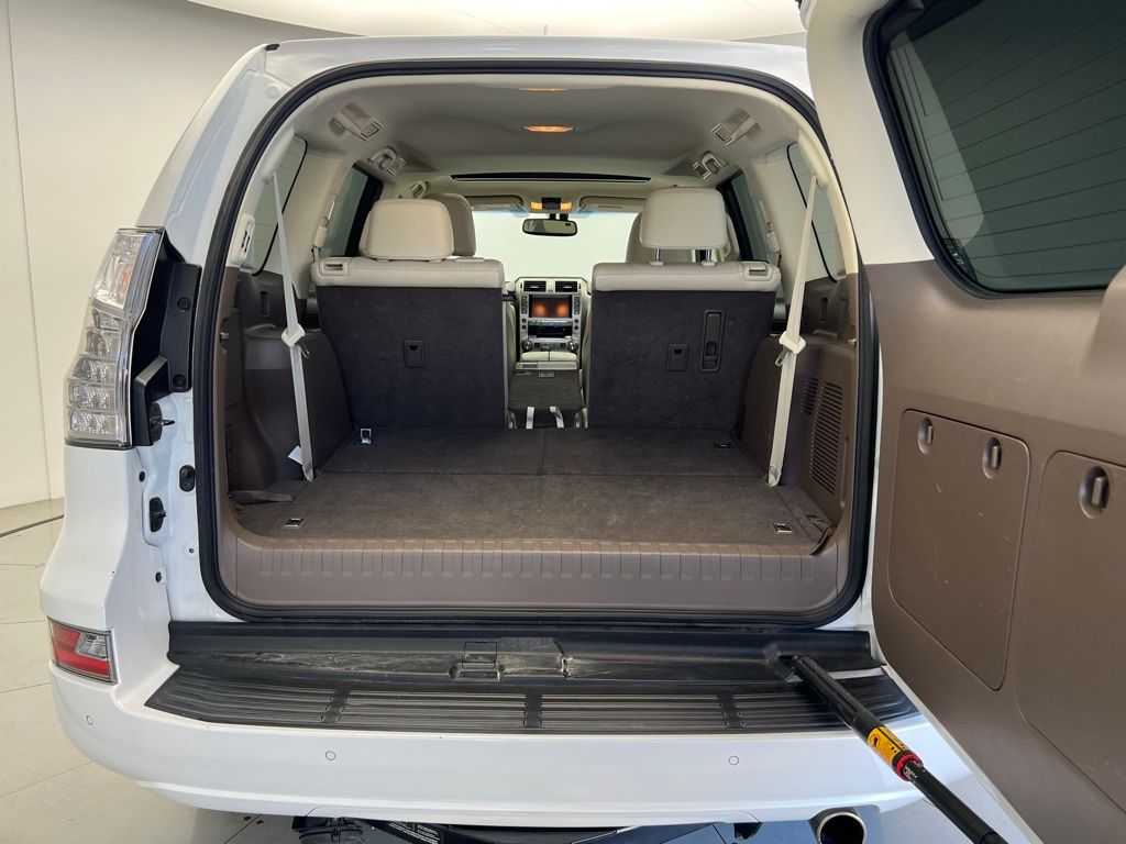 2016 Lexus GX 460 Luxury 6