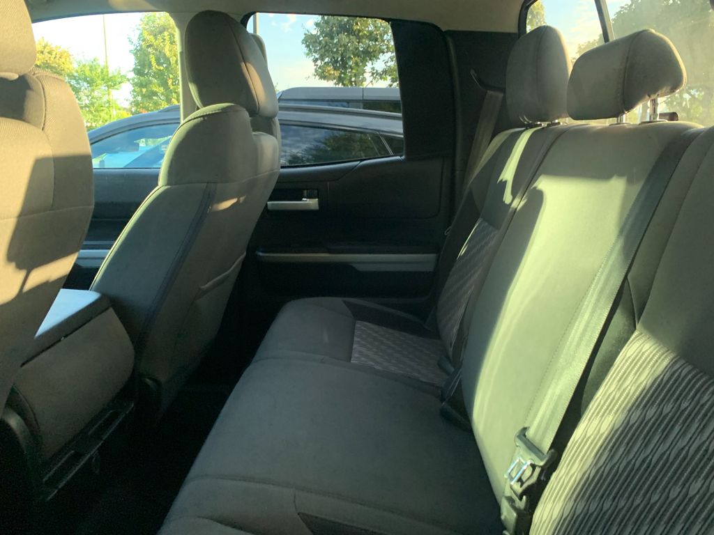 Thumbnail: 2019 Toyota Tundra - 9
