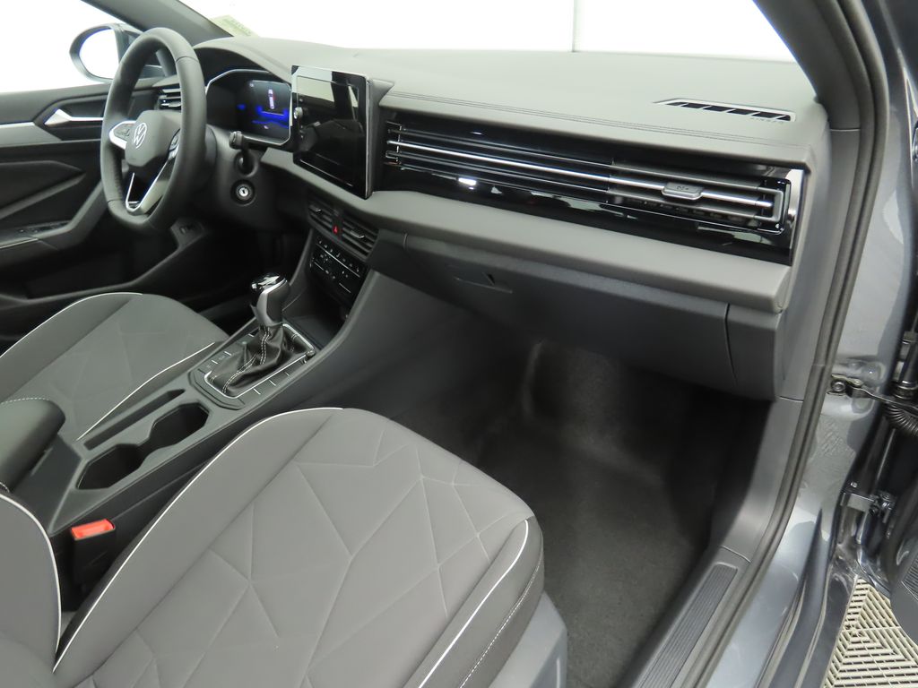 Thumbnail: 2026 Volkswagen Jetta - 17