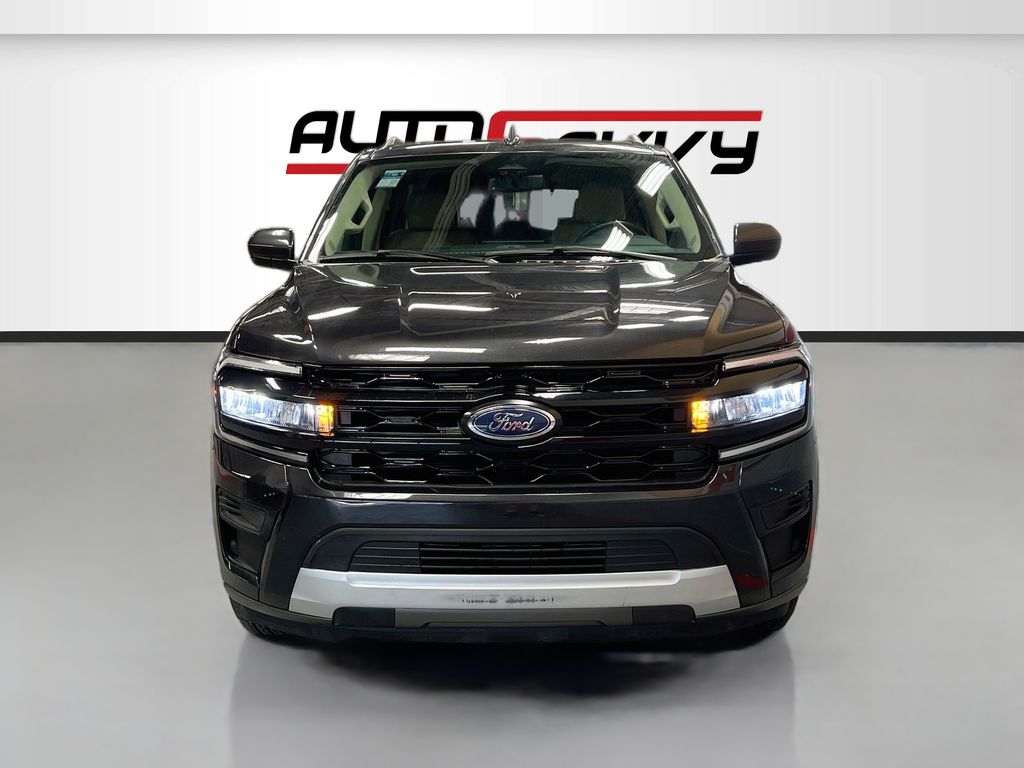 Used 2024 Gray Metallic Ford XLT image 2