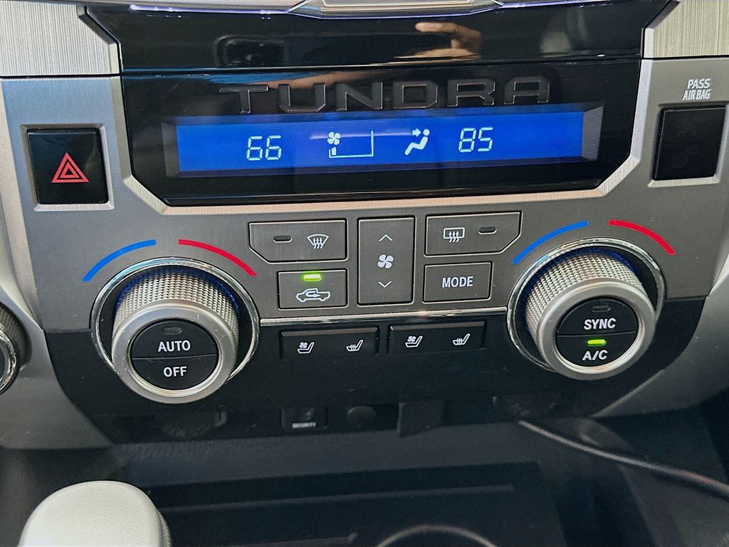 Thumbnail: 2018 Toyota Tundra - 15