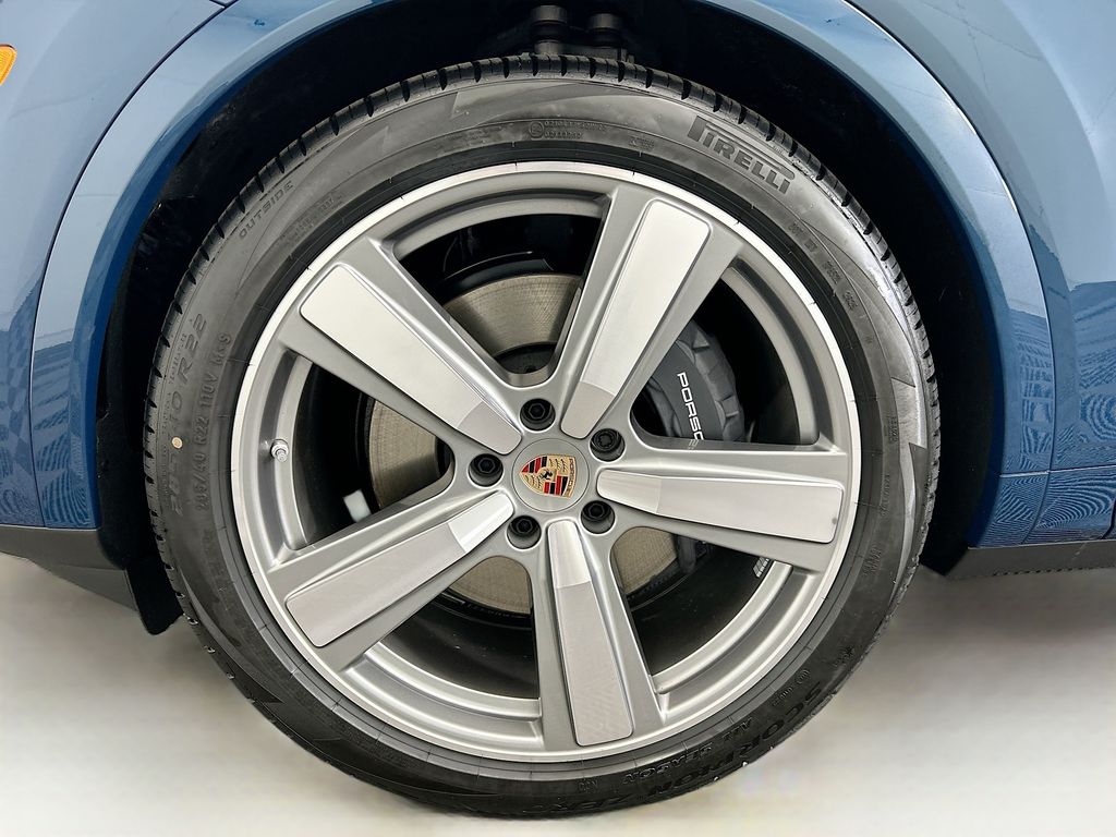 Thumbnail: 2026 Porsche  - 31