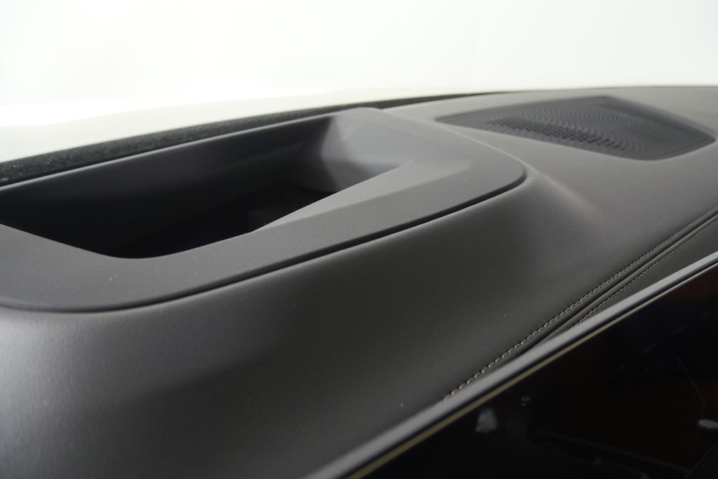 Thumbnail: 2026 BMW X5 - 17