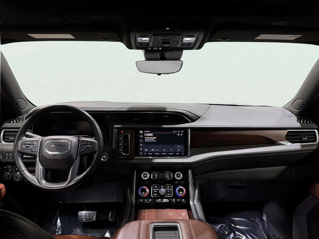 Used 2023 Blue GMC Denali Ultimate image 9