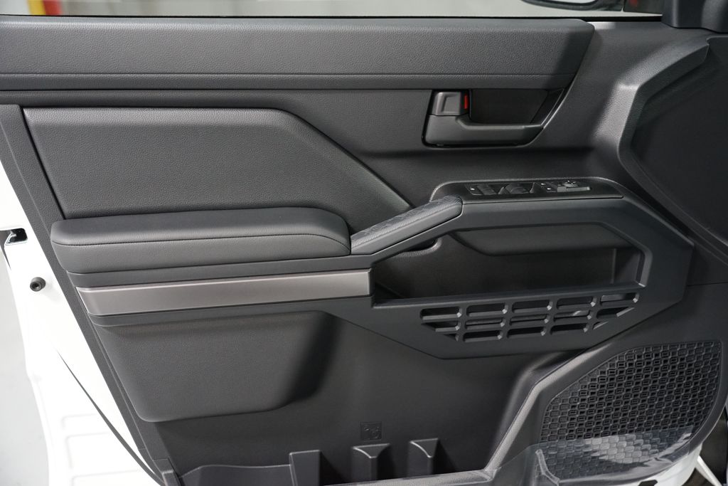 Thumbnail: 2026 Toyota 4Runner - 31