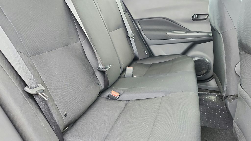 2025 Nissan Kicks Play