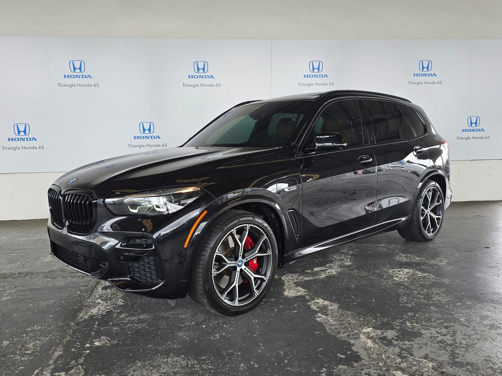Thumbnail: 2023 BMW X5 - 2