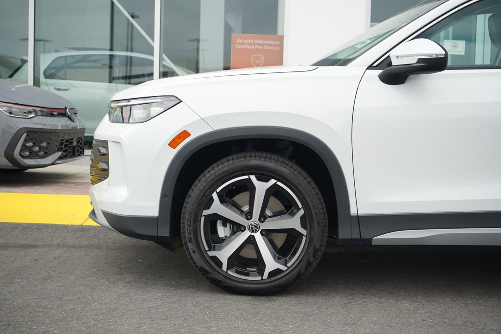 Thumbnail: 2026 Volkswagen Tiguan - 2