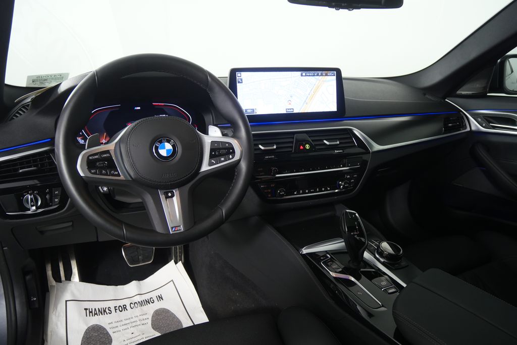 Thumbnail: 2023 BMW 5 Series - 13