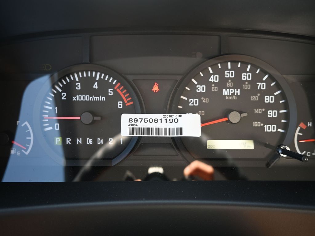 2024 Isuzu NPR HD 