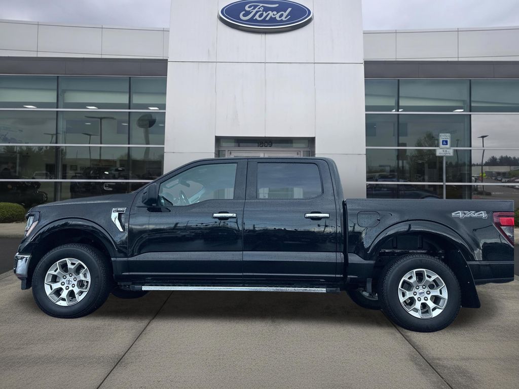2025 Ford F-150 XLT SuperCrew 4WD