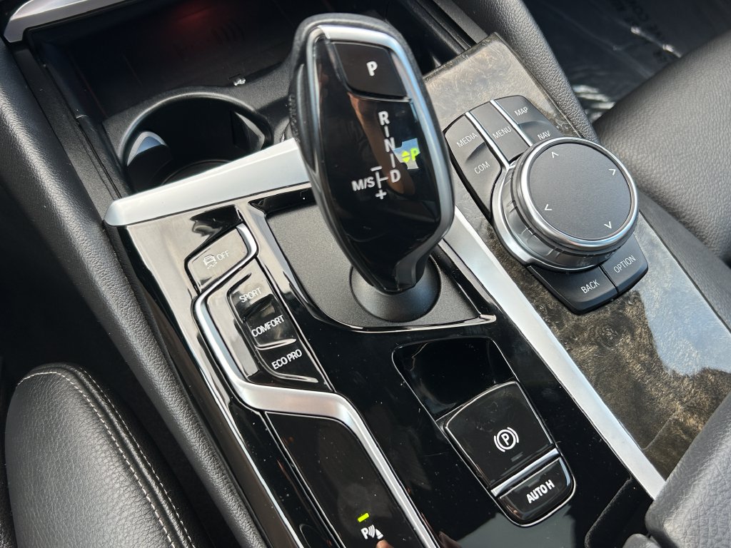 Thumbnail: 2023 BMW 5 Series - 27