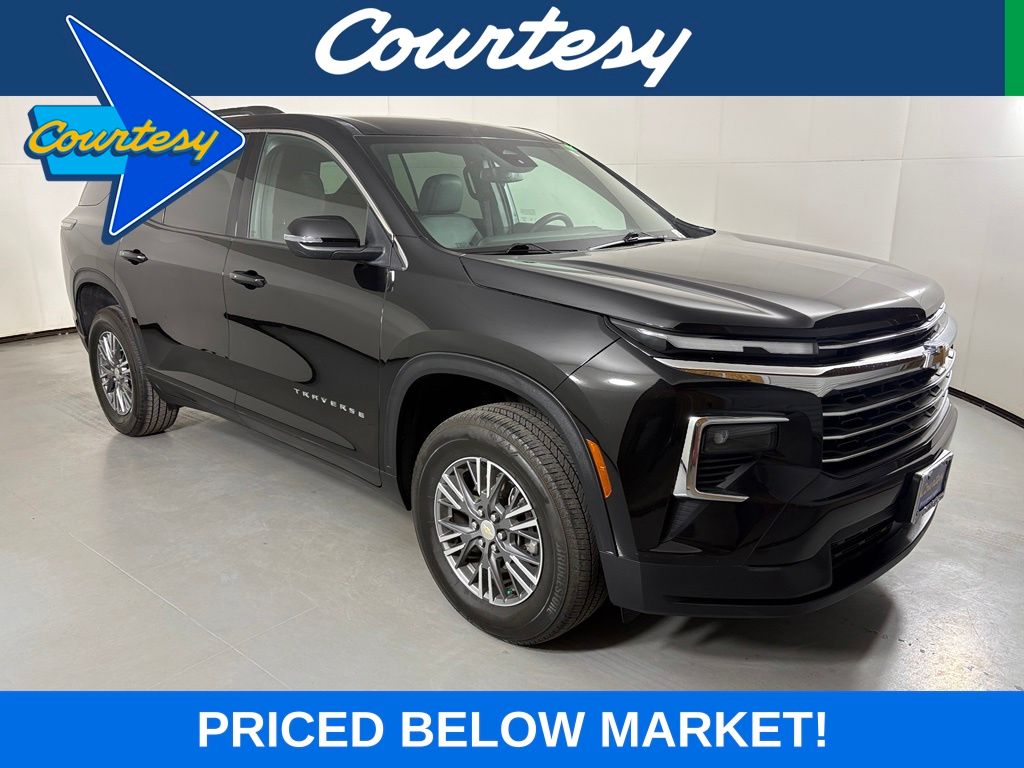Mosaic Black Metallic 2025 Chevrolet Traverse SUV / Crossover Front-Wheel Drive 8-Speed Automatic