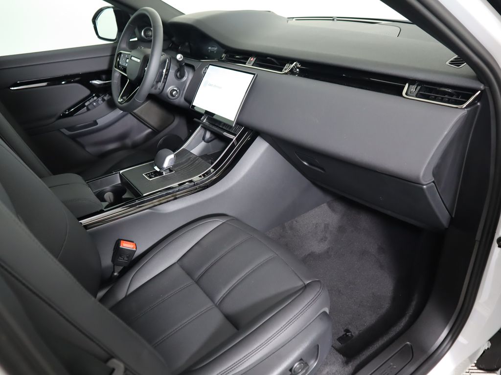 Thumbnail: 2026 Land Rover Range Rover Evoque - 17