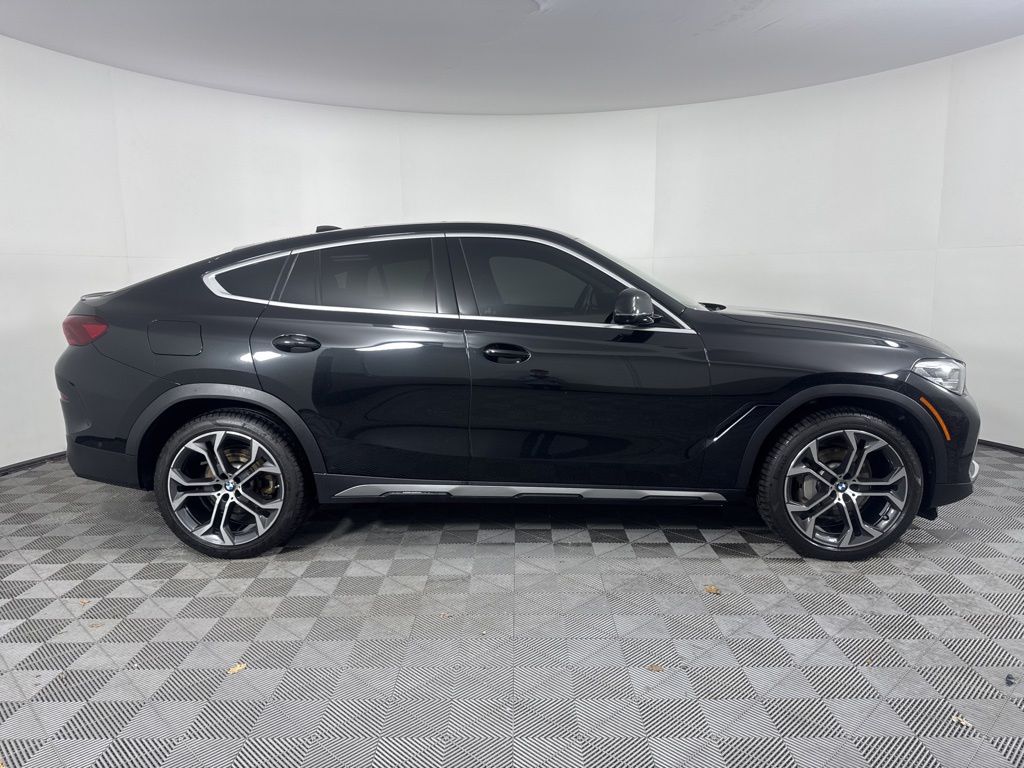 Thumbnail: 2023 BMW X6 - 4