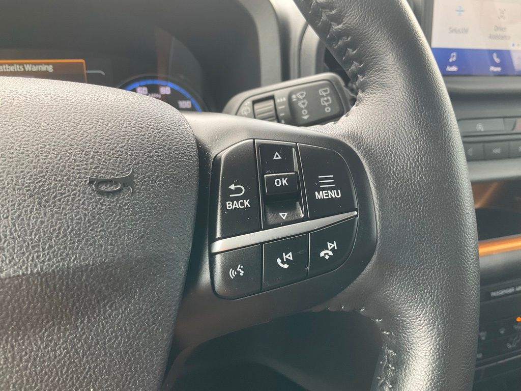 Used 2023 Silver Ford Badlands image 7