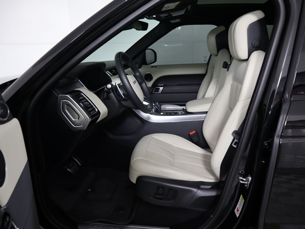 Thumbnail: 2022 Land Rover Range Rover Sport - 20