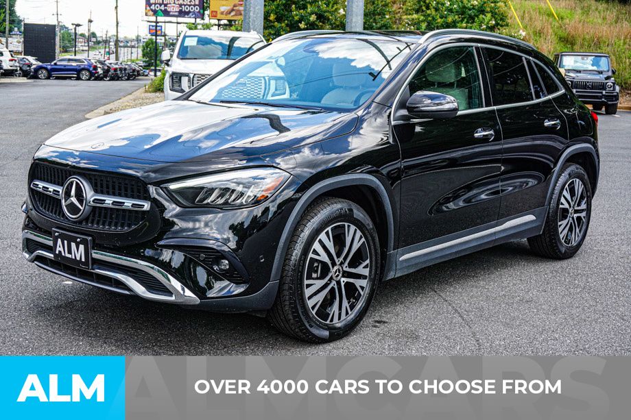 2025 Mercedes Benz GLA 250 photo 2
