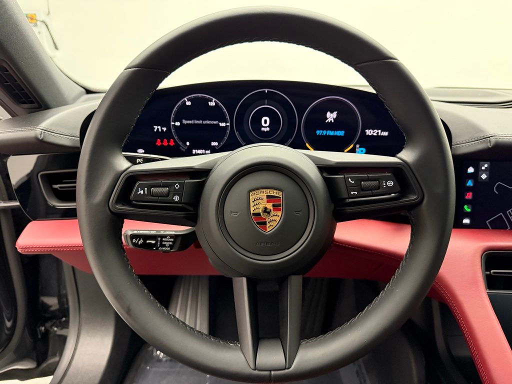 2022 Porsche Taycan  12