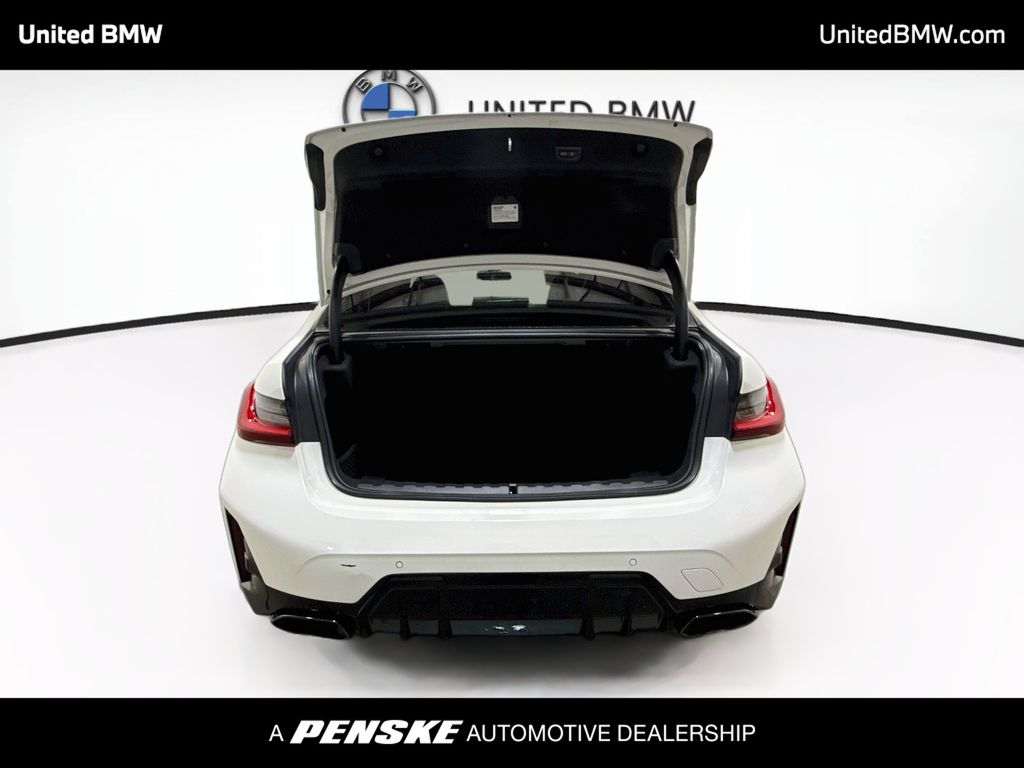 Thumbnail: 2024 BMW 3 Series - 14