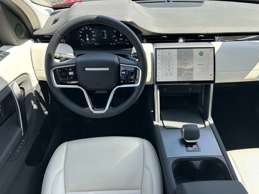 Thumbnail: 2025 Land Rover Discovery Sport - 18