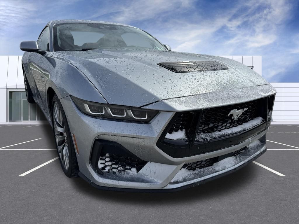 2025 Ford Mustang GT Premium Fastback RWD